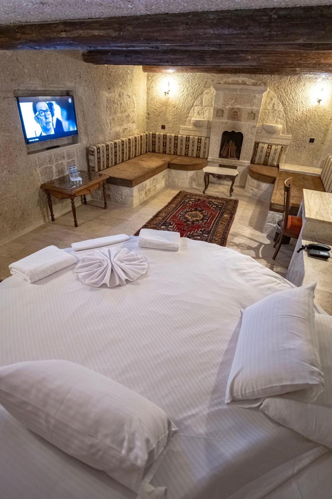 Kemerhan Cave Suites อูร์กุบ ภายนอก รูปภาพ
