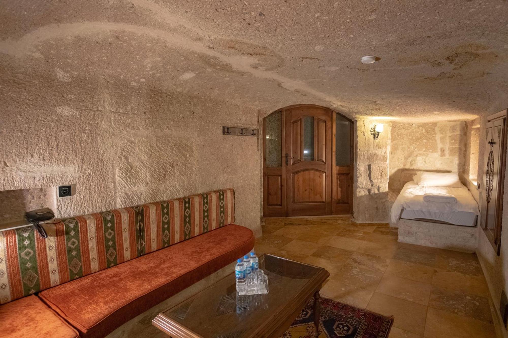 Kemerhan Cave Suites อูร์กุบ ภายนอก รูปภาพ