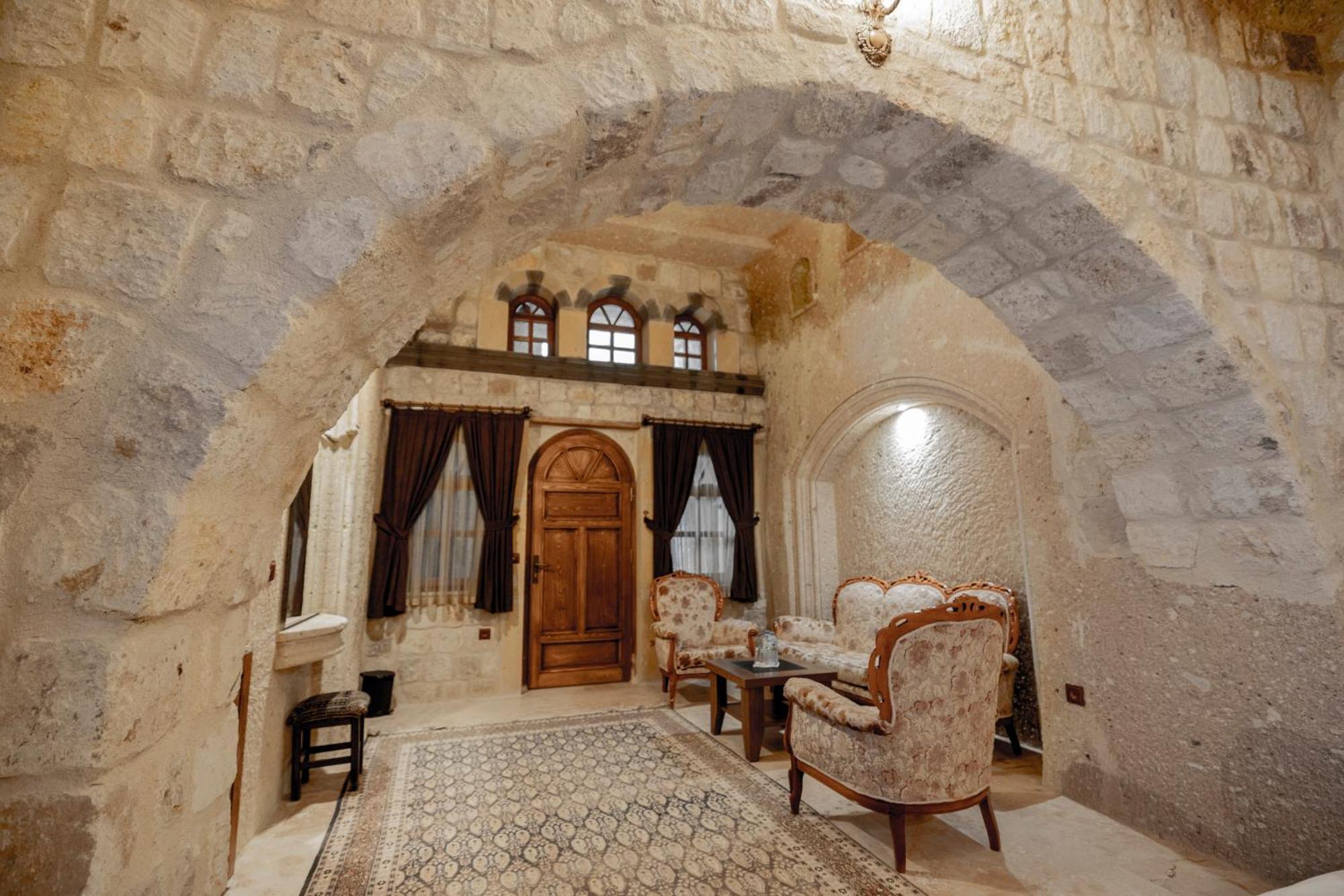 Kemerhan Cave Suites อูร์กุบ ภายนอก รูปภาพ